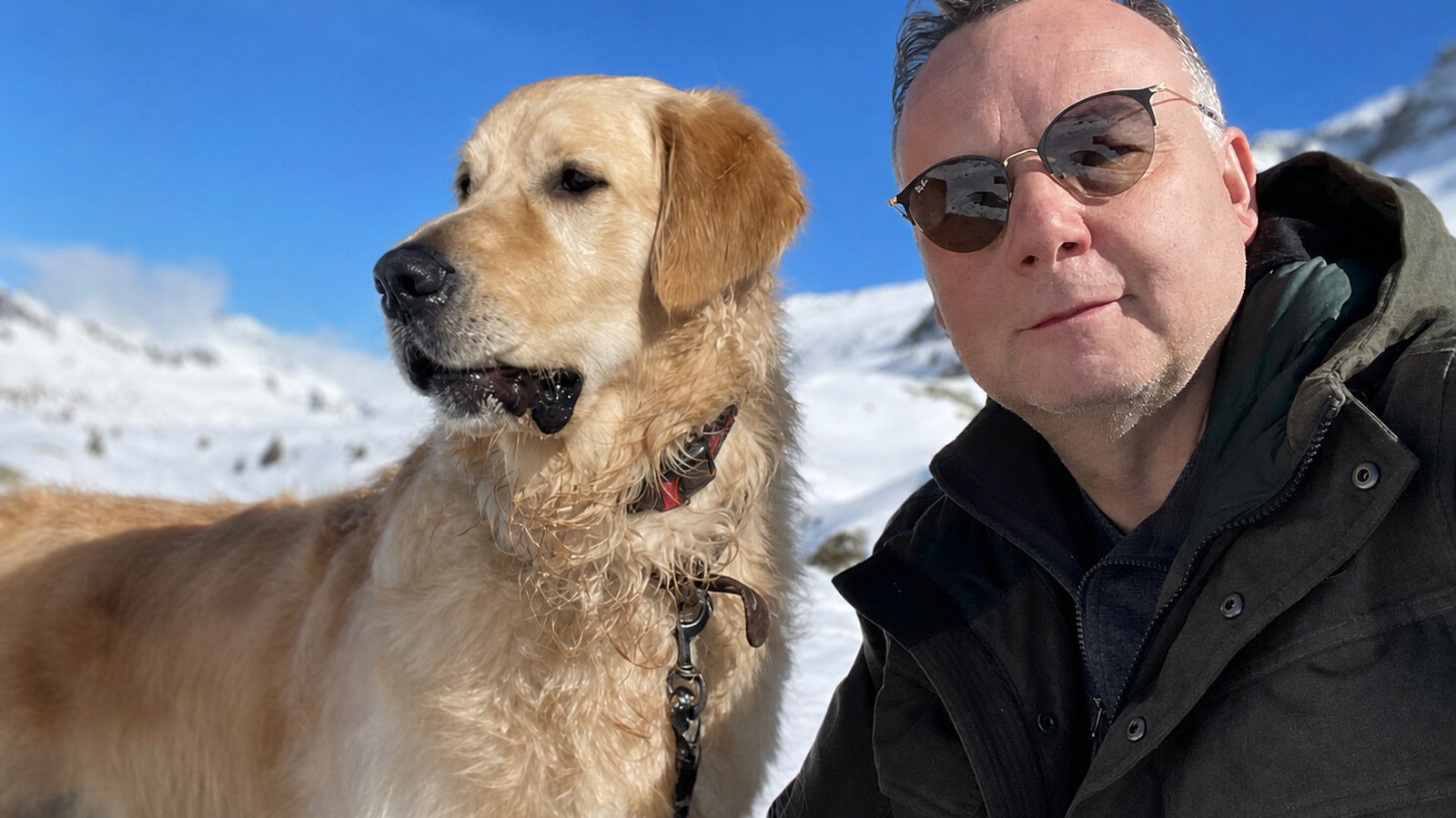 Philippe BENOIST and Bailey in the mountains